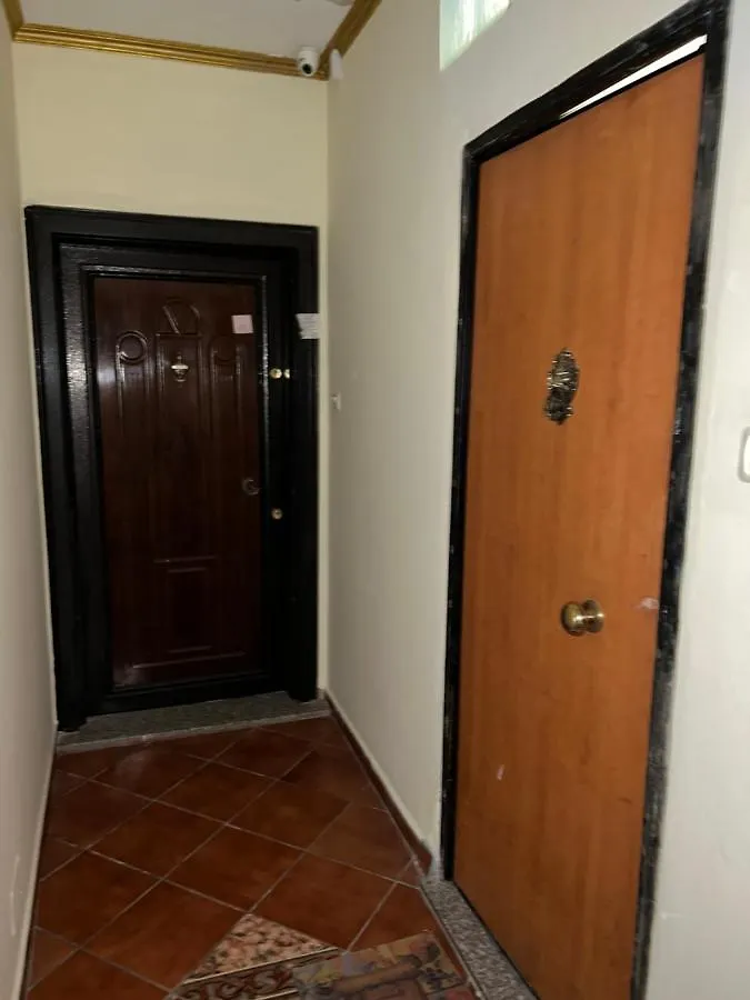 Evis House Apartment Tirana 0*,