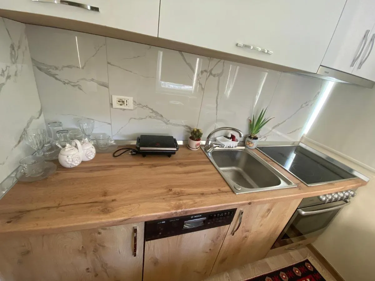 Appartamento Evis House Tirana